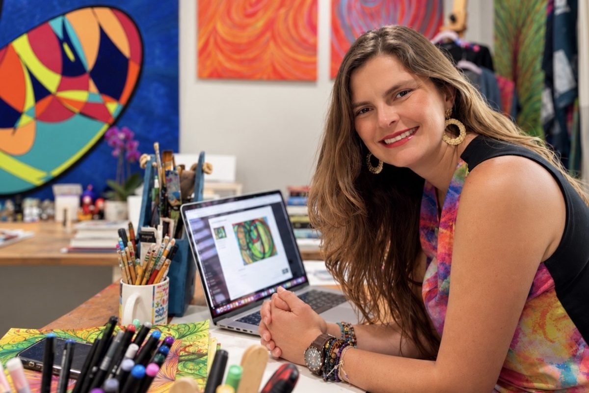 Gloria Jaramillo en su estudio